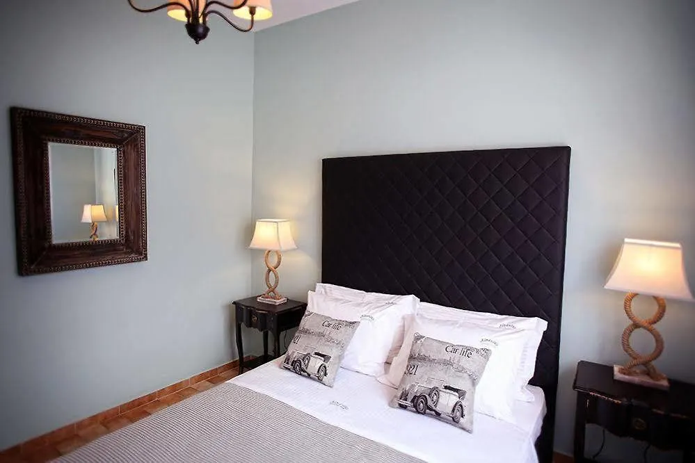 Alkionides Boutique Apartments Polychrono